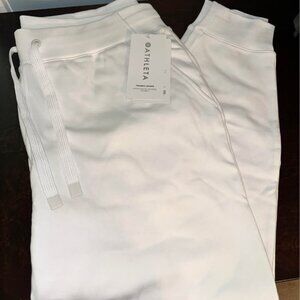 NWT Athleta Triumph Joggers